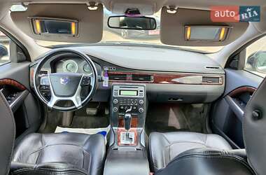 Универсал Volvo V70 2011 в 
