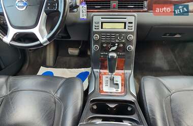 Универсал Volvo V70 2011 в 