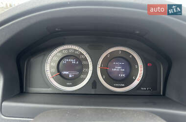 Универсал Volvo V70 2010 в 