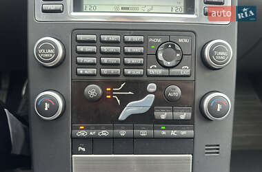 Универсал Volvo V70 2010 в 