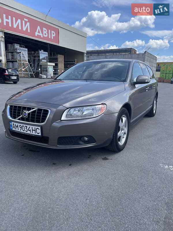 Универсал Volvo V70 2008 в 