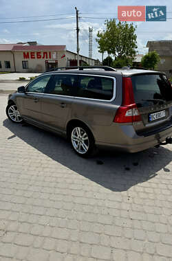 Универсал Volvo V70 2010 в 