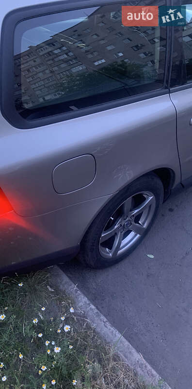 Универсал Volvo V70 2007 в Горишних Плавнях фото 8 Универсал Volvo V70 2007 в Горишних Плавнях