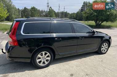 Универсал Volvo V70 2011 в 