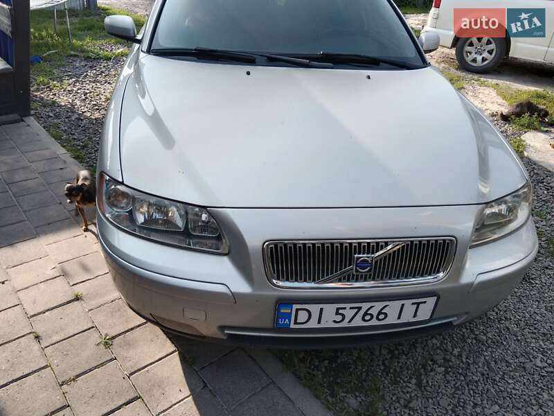 Volvo V70 2005