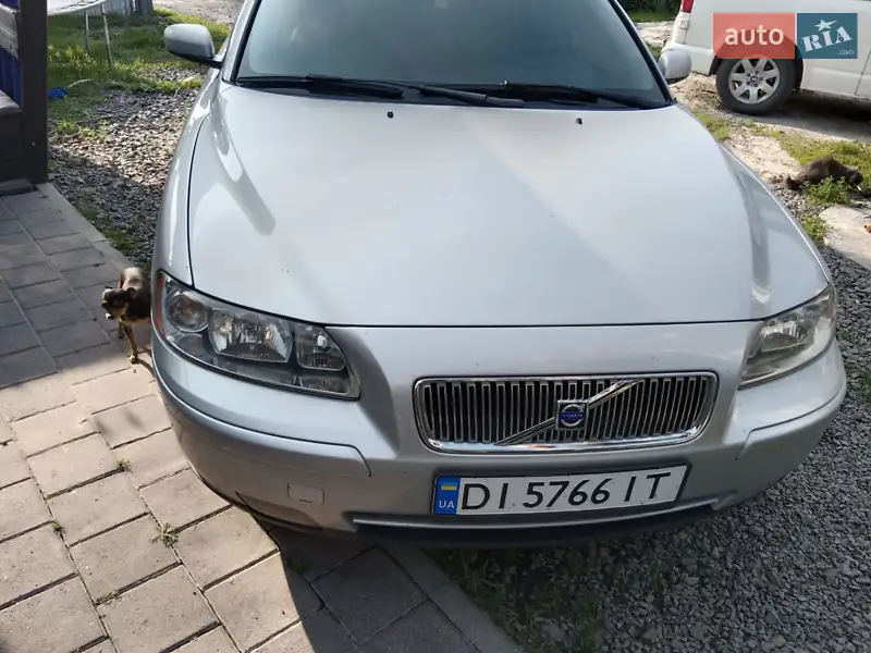 Volvo V70 2005