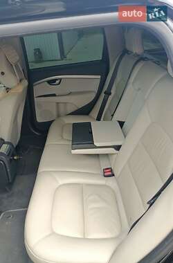 Универсал Volvo V70 2013 в 