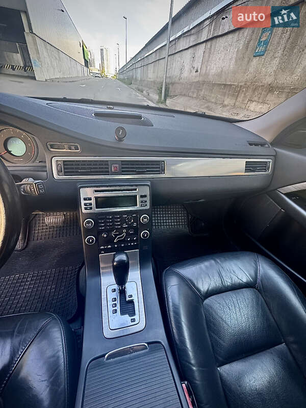 Универсал Volvo V70 2009 в Киеве
