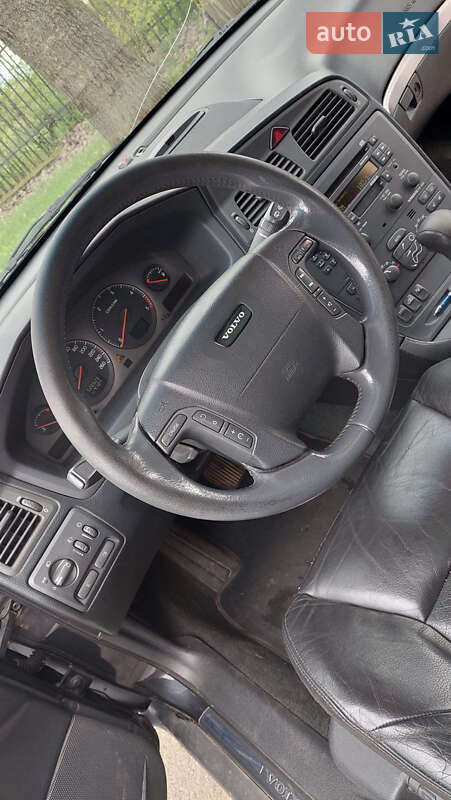 Универсал Volvo V70 2002 в Умани