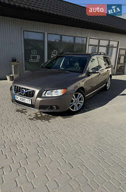 Volvo V70 2010