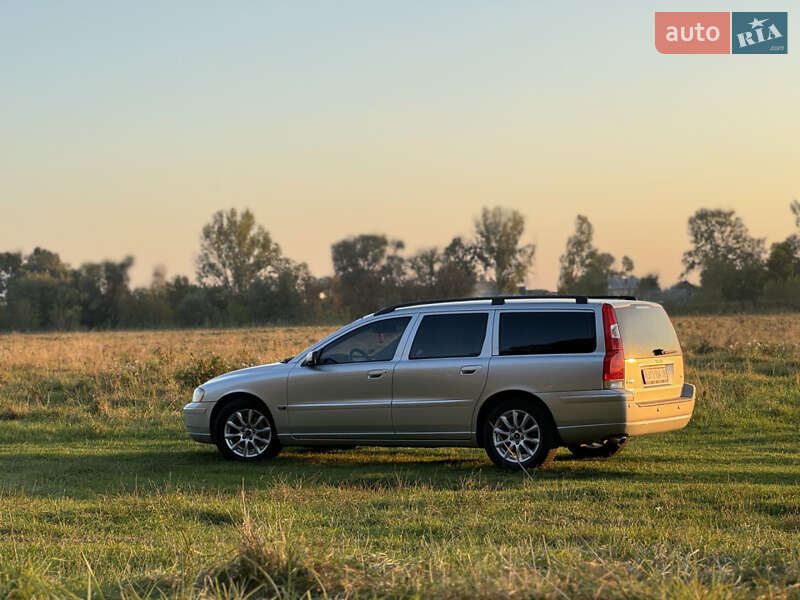 Универсал Volvo V70 2005 в Львове