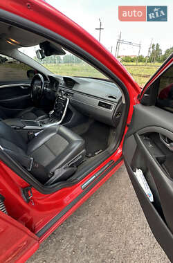 Универсал Volvo V70 2012 в 