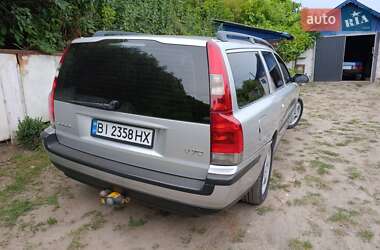 Универсал Volvo V70 2001 в Гадяче
