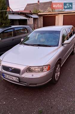 Универсал Volvo V70 2005 в Городке