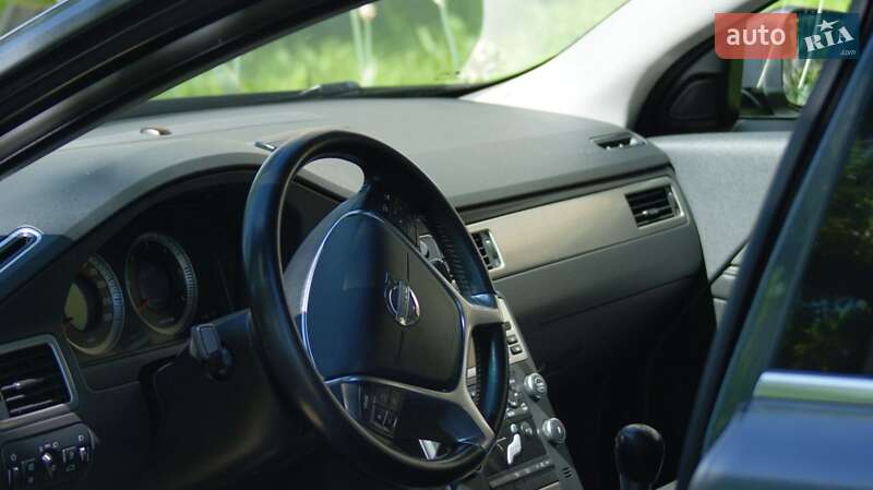 Универсал Volvo V70 2010 в Луцке
