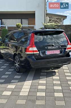 Универсал Volvo V70 2015 в 