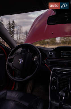 Универсал Volvo V70 2014 в 