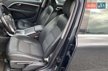 Универсал Volvo V70 2013 в 