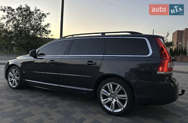 Универсал Volvo V70 2015 в 