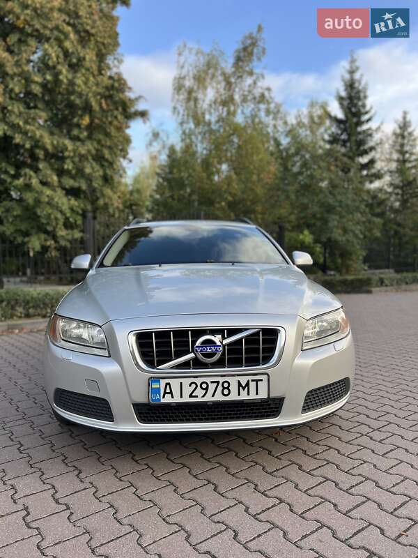 Volvo V70 2010