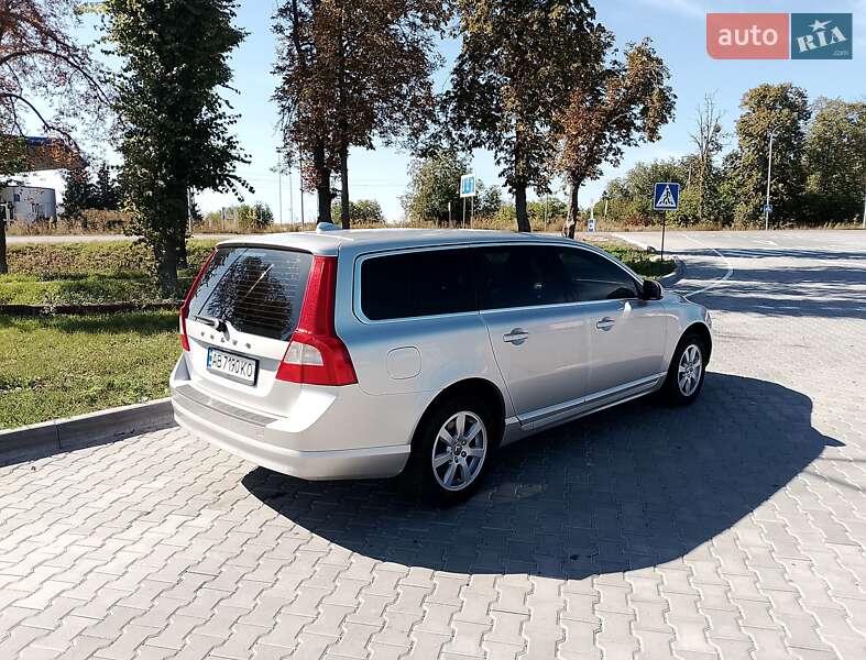 Універсал Volvo V70 2013 в Вінниці