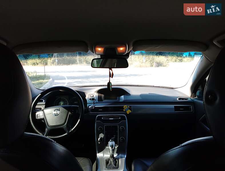 Універсал Volvo V70 2013 в Вінниці