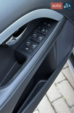 Універсал Volvo V70 2013 в  фото 12 Універсал Volvo V70 2013 в