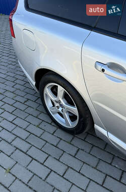 Універсал Volvo V70 2013 в  фото 18 Універсал Volvo V70 2013 в