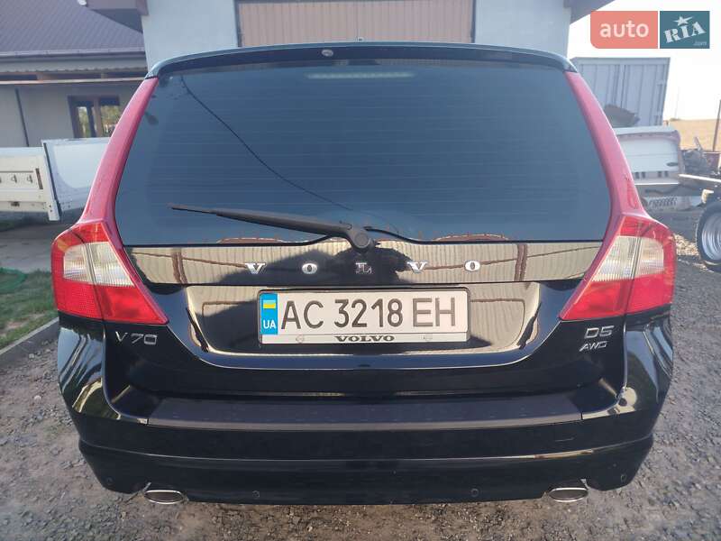 Универсал Volvo V70 2011 в Нововолынске