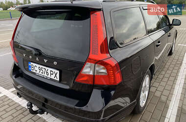 Универсал Volvo V70 2012 в 