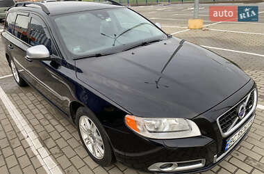 Volvo V70 2012
