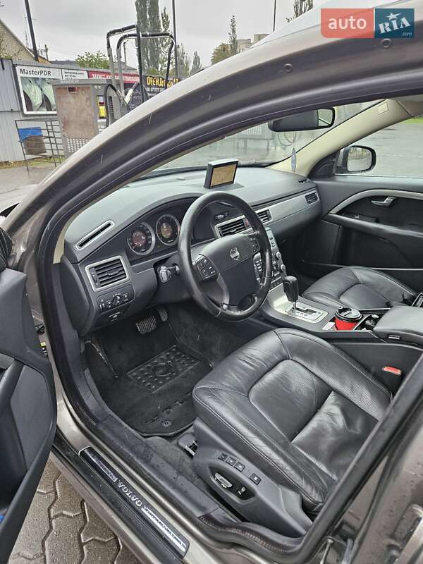 Универсал Volvo V70 2008 в Луцке