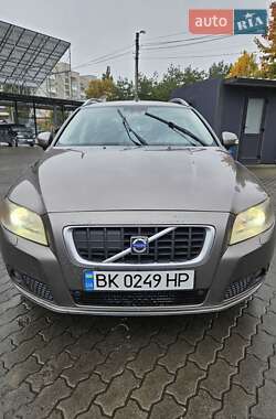 Volvo V70 2008