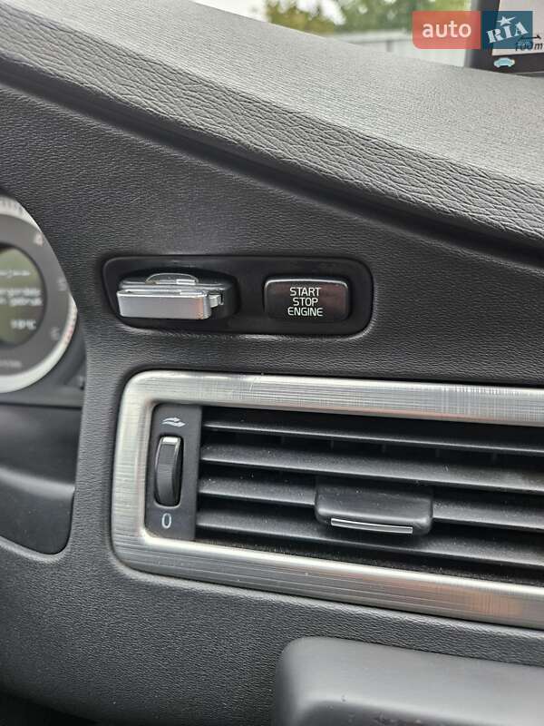 Универсал Volvo V70 2008 в Луцке