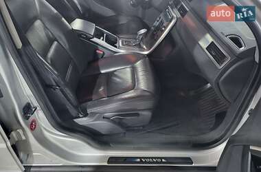 Универсал Volvo V70 2013 в 
