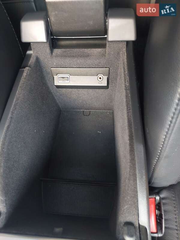Універсал Volvo V70 2015 в Бродах