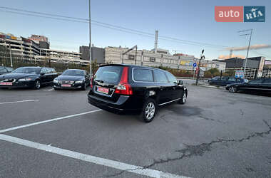Универсал Volvo V70 2011 в 