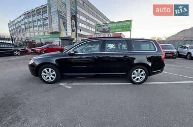 Универсал Volvo V70 2011 в 
