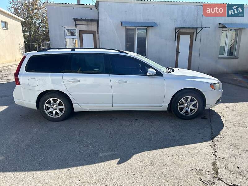 Универсал Volvo V70 2008 в Великодолинском фото 10 Универсал Volvo V70 2008 в Великодолинском