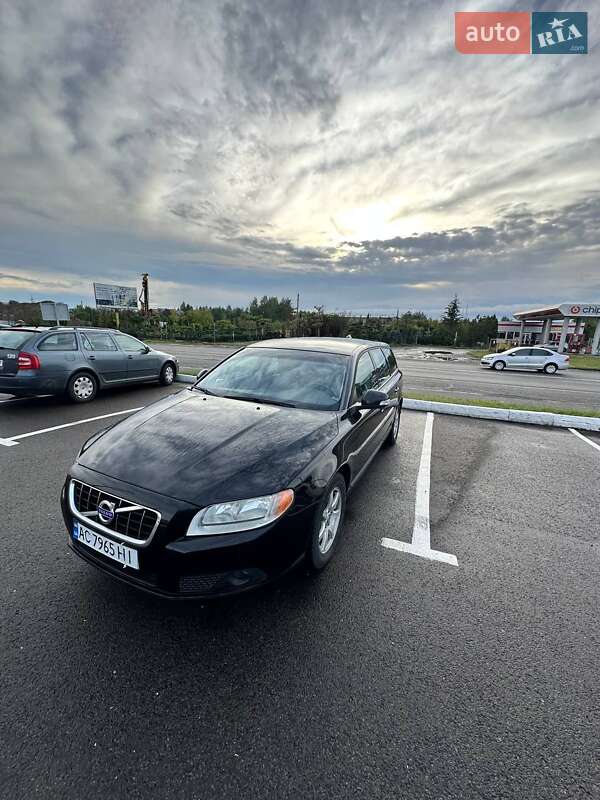 Универсал Volvo V70 2009 в Луцке фото 4 Универсал Volvo V70 2009 в Луцке