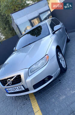 Volvo V70 2013