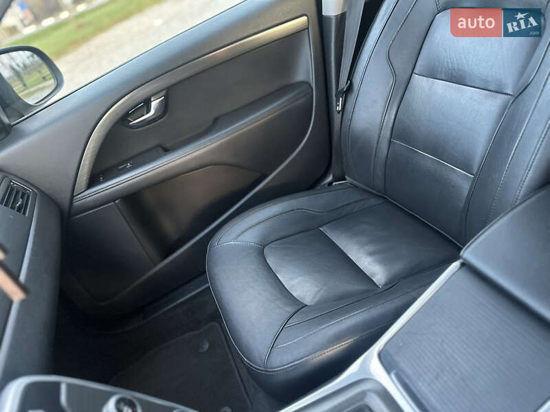 Универсал Volvo V70 2016 в Ивано-Франковске фото 18 Универсал Volvo V70 2016 в Ивано-Франковске