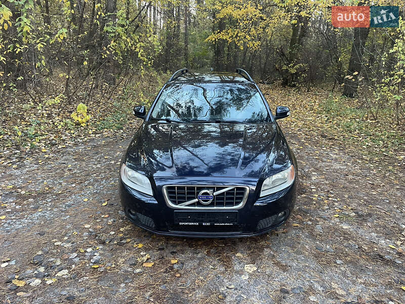 Універсал Volvo V70 2010 в Києві
