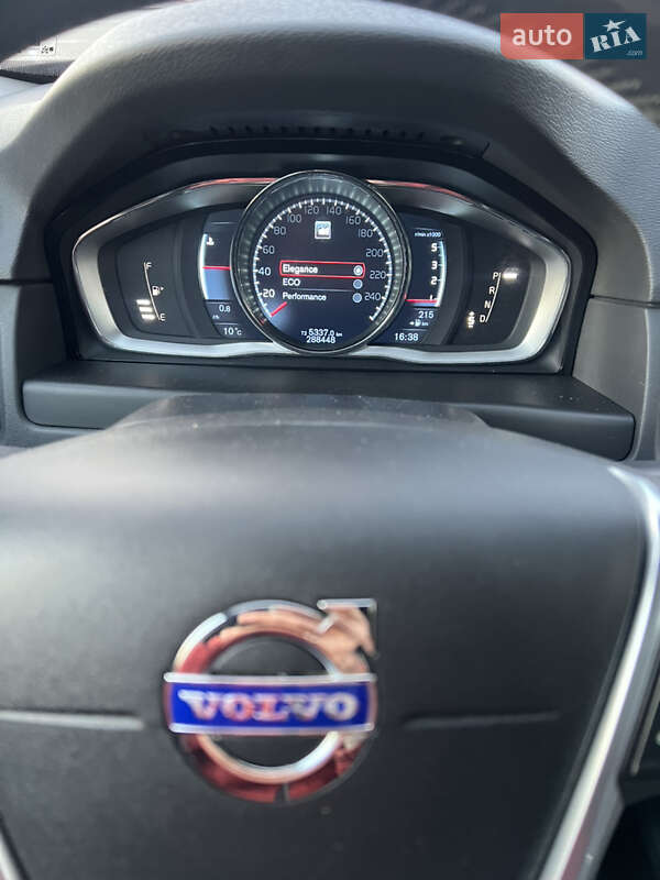 Универсал Volvo V70 2013 в Луцке фото 39 Универсал Volvo V70 2013 в Луцке