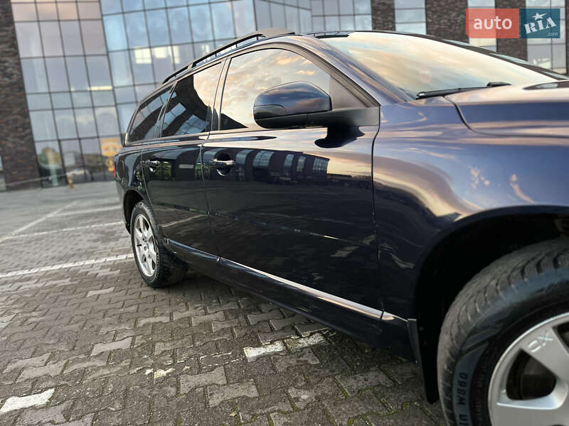 Универсал Volvo V70 2007 в Черновцах фото 11 Универсал Volvo V70 2007 в Черновцах