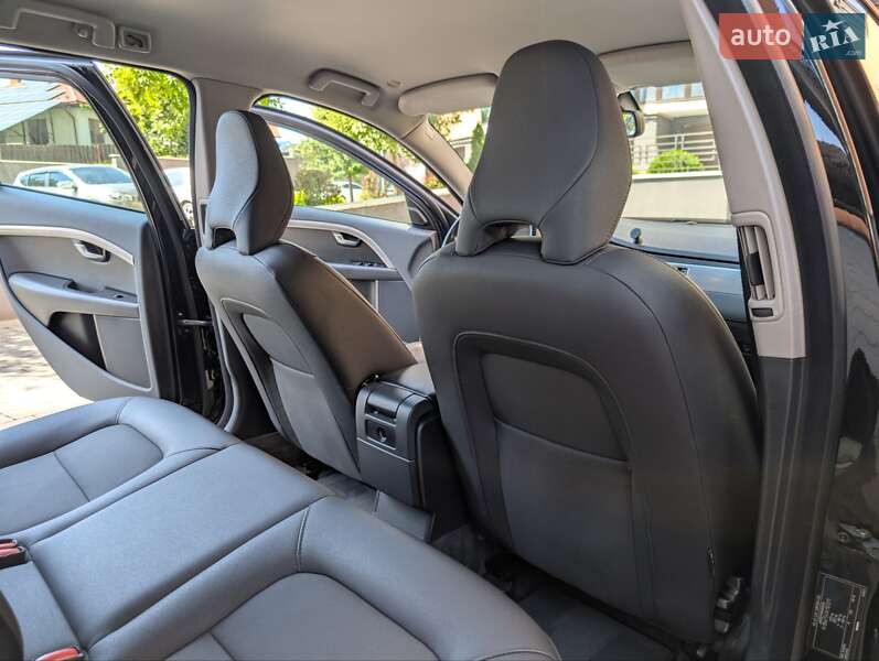 Універсал Volvo V70 2010 в Івано-Франківську фото 44 Універсал Volvo V70 2010 в Івано-Франківську