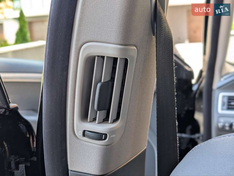 Універсал Volvo V70 2010 в Івано-Франківську фото 66 Універсал Volvo V70 2010 в Івано-Франківську