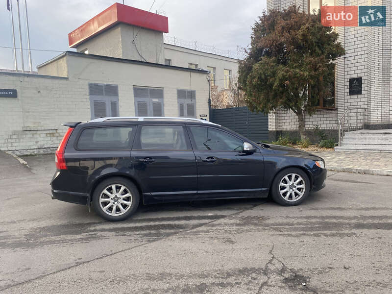 Универсал Volvo V70 2011 в Киеве фото 4 Универсал Volvo V70 2011 в Киеве