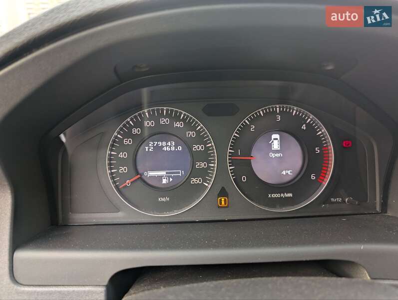 Универсал Volvo V70 2010 в Киеве