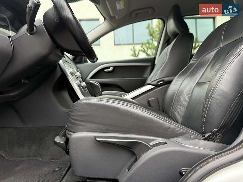 Універсал Volvo V70 2014 в Луцьку фото 25 Універсал Volvo V70 2014 в Луцьку